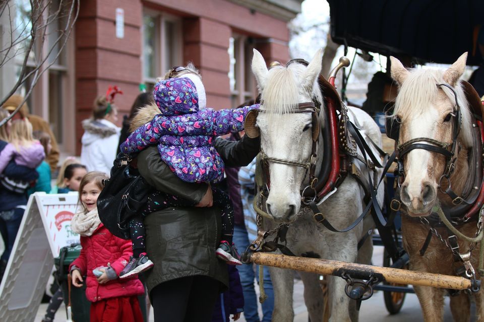 Wheatland Bank Free Horse and Carriage Rides, Riverfront Spokane, 2