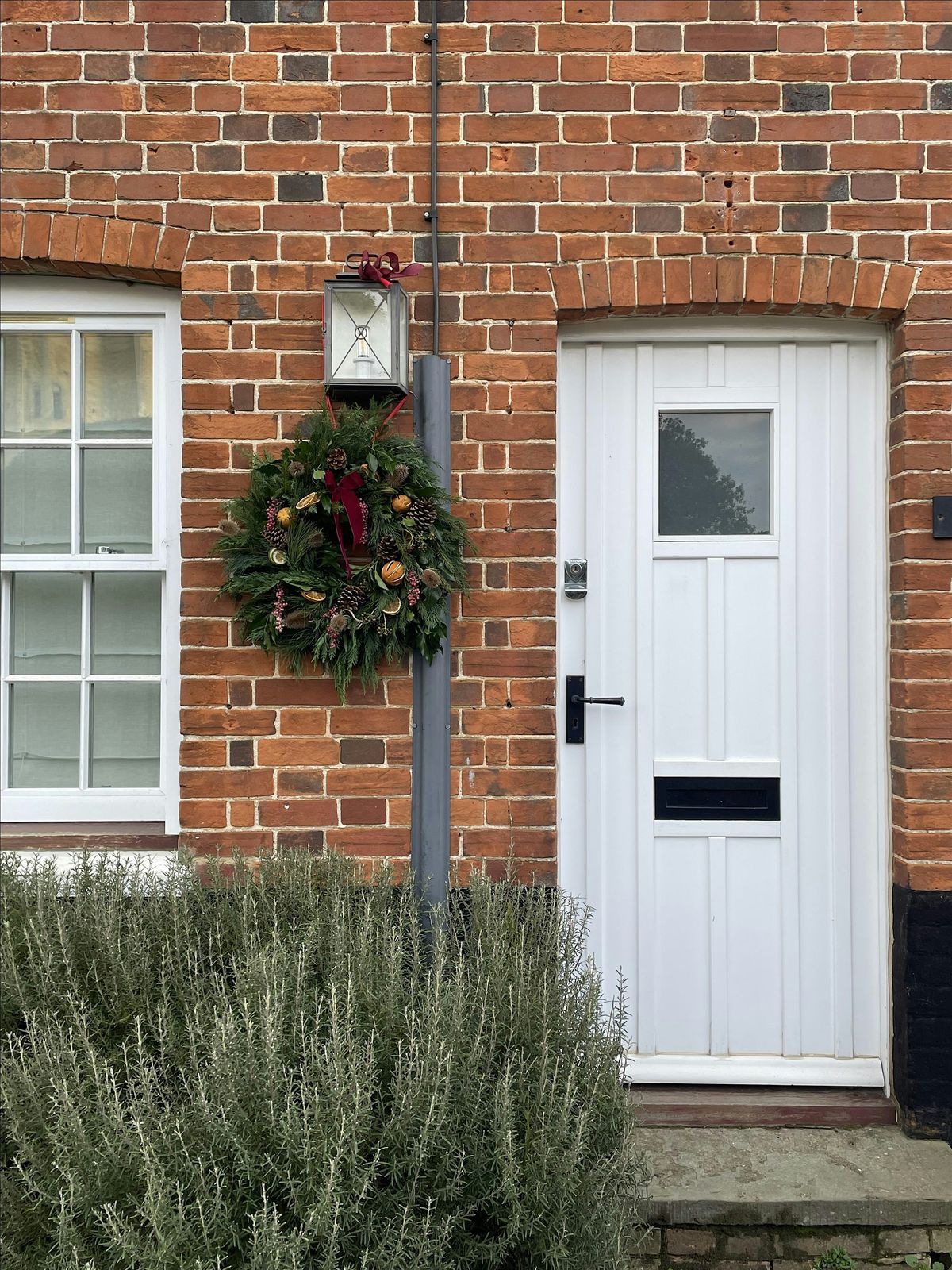Christmas Wreath Workshop - Hosted by Wallflower Florist, 6 December | Event in Old Buckenham | AllEvents