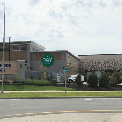 Whole Foods Market | Beverly Sneak Peek Preview Tours, Whole Foods