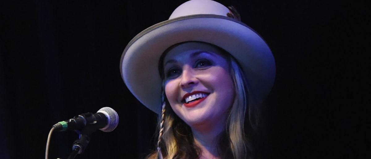 Sunny Sweeney with Kyle Hutton at Dosey Doe - The Big Barn, 8 October | Event in Spring | AllEvents