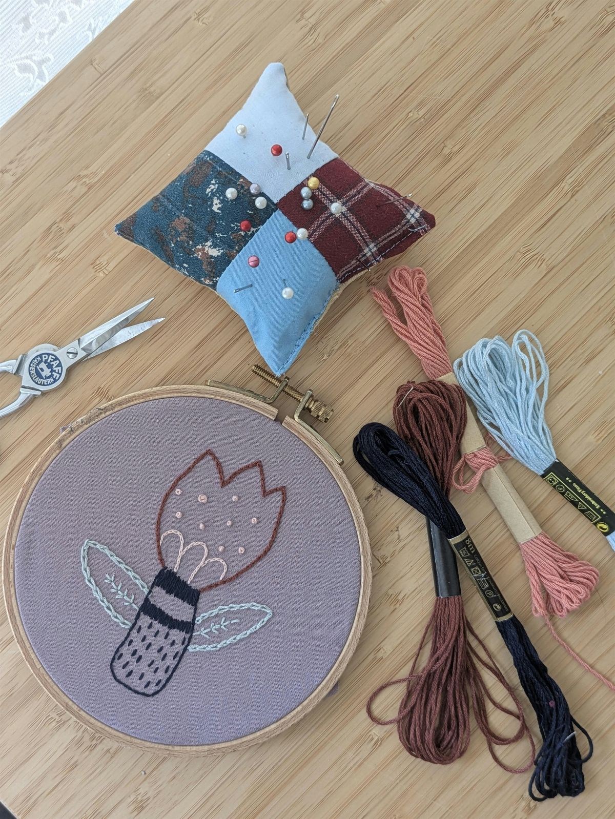 Beginner Embroidery Workshop: Learn 5 Stitches & Make a Flower Patch, 17 October | Event in Berlin | AllEvents