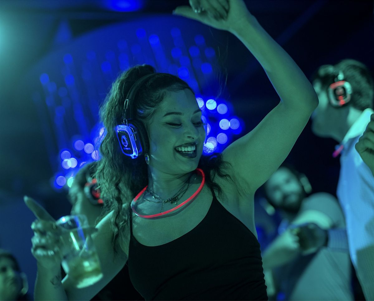 Summer Vibes Saturday Night Silent Disco at 230 FIFTH Penthouse, 14 June | Event in New York | AllEvents