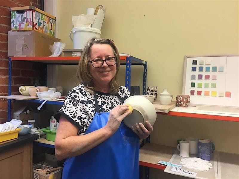 Winter Pottery Mornings: Handbuilding Class + Throwing Taster (6 weeks), 7 November | Event in Stockport | AllEvents
