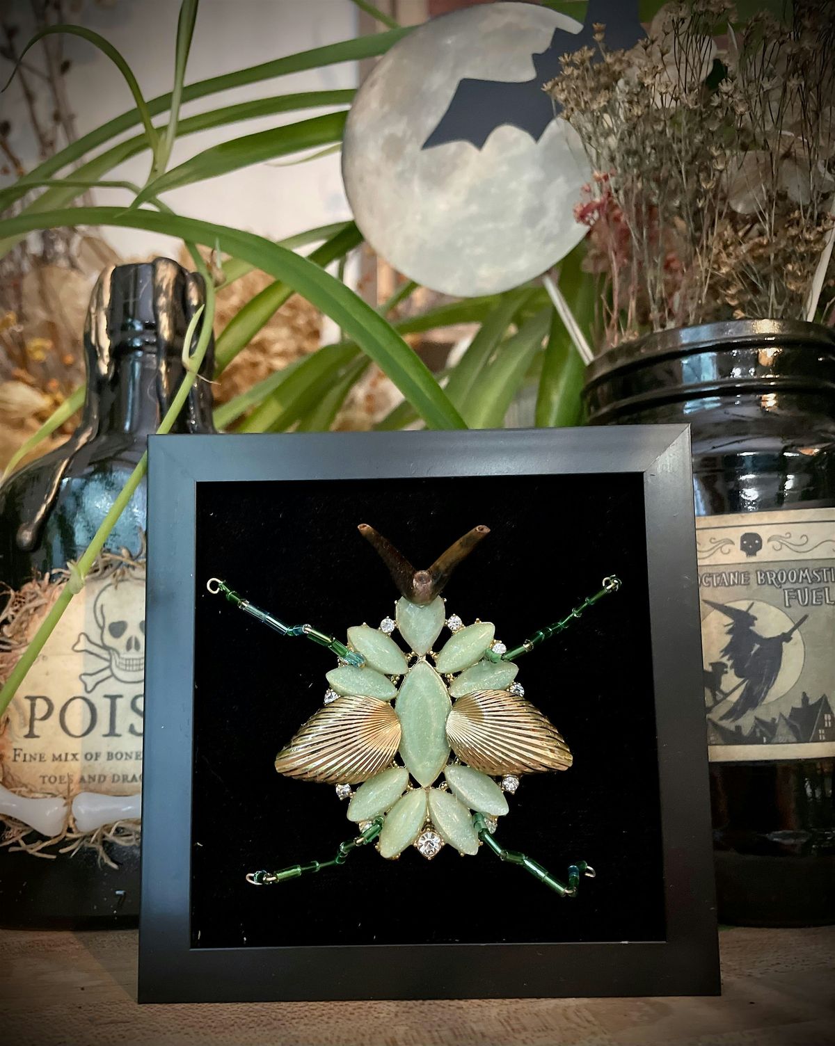 Beautiful Bugs: Assemblage Art from Broken Treasures, 15 October | Event in Schenectady | AllEvents
