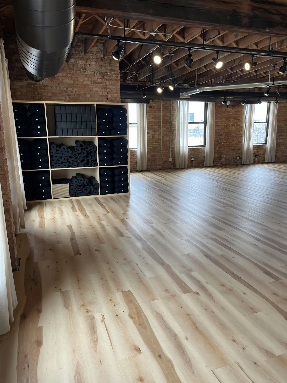 Trap and R&B Yoga Class - Chicago, 18 May | Event in Chicago | AllEvents