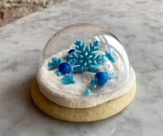 Snow Globe Cookie Decorating Class, 4 December | Event in La Salle | AllEvents