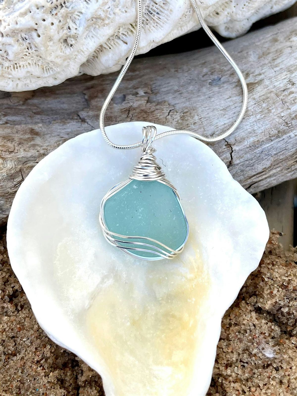 Sea Glass Jewelry: Pendant Making Party,  Hosted by Luk's Bar & Grill (18+), 28 August | Event in Hudson