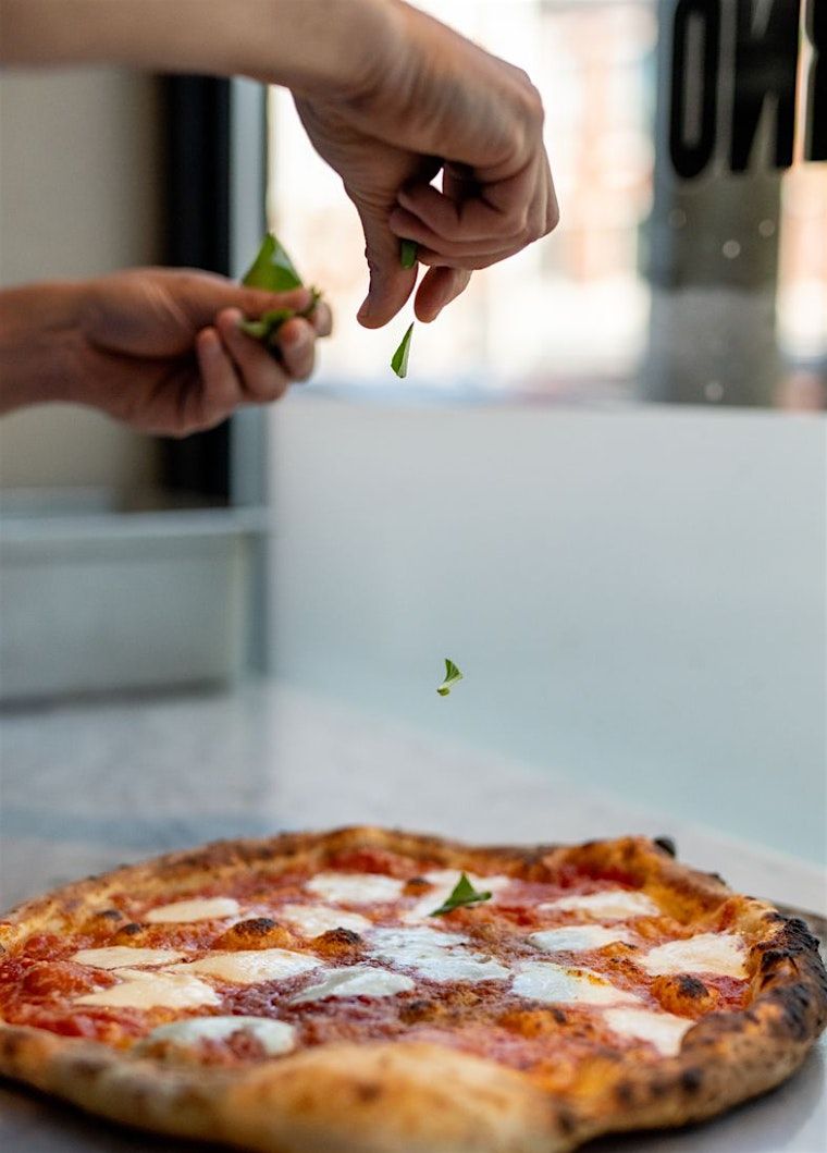 Hand-Stretched Mozzarella & Pizza with a Prosecco 7.11  1 pm, 11 July | Event in Salem | AllEvents