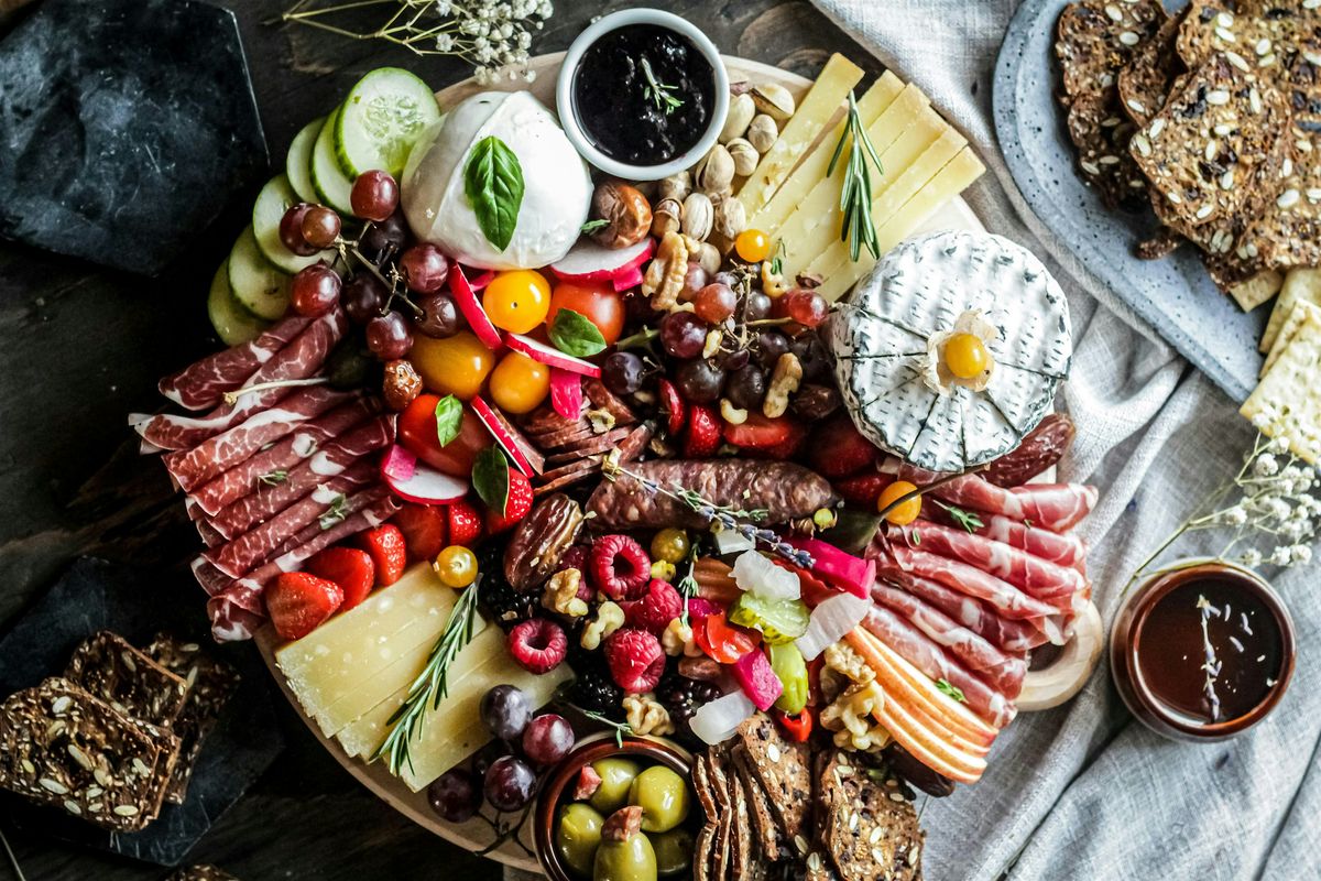 Flora + Femme: A Charcuterie Board Event for Health-Curious Women, 20 September | Event in Mendham Township