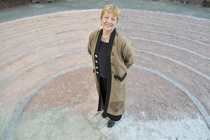 Walking with Awe and Inspiration with Labyrinth Artist Lisa Moriarty, 31 July | Event in Victoria | AllEvents
