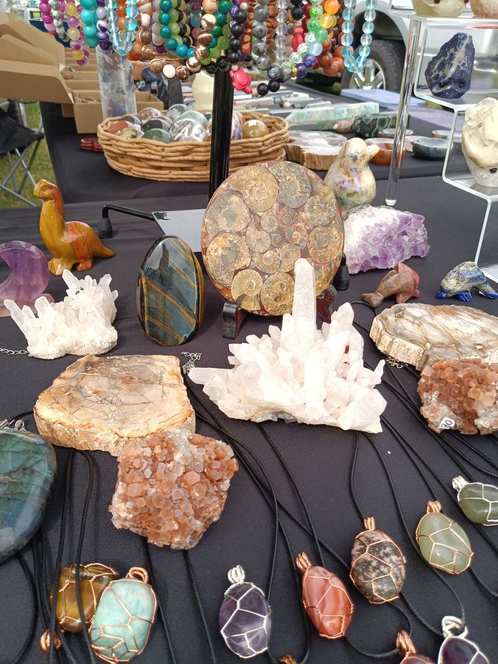 Kentucky Flea market Crystal overload!, Kentucky Exposition Center