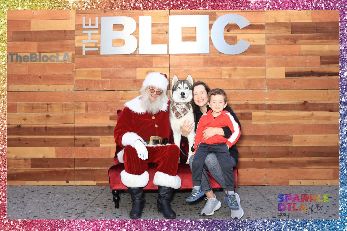 Pet Photos with Santa @ The Bloc, 14 December | Event in Los Angeles | AllEvents