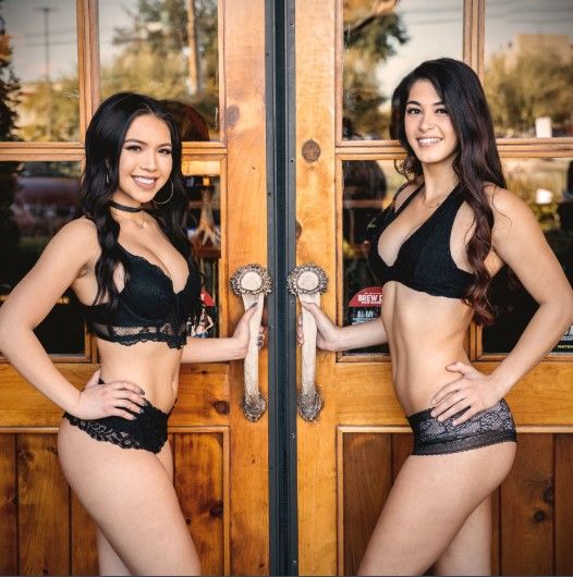 Black Friday Costume Party, Twin Peaks Restaurants, Oklahoma City