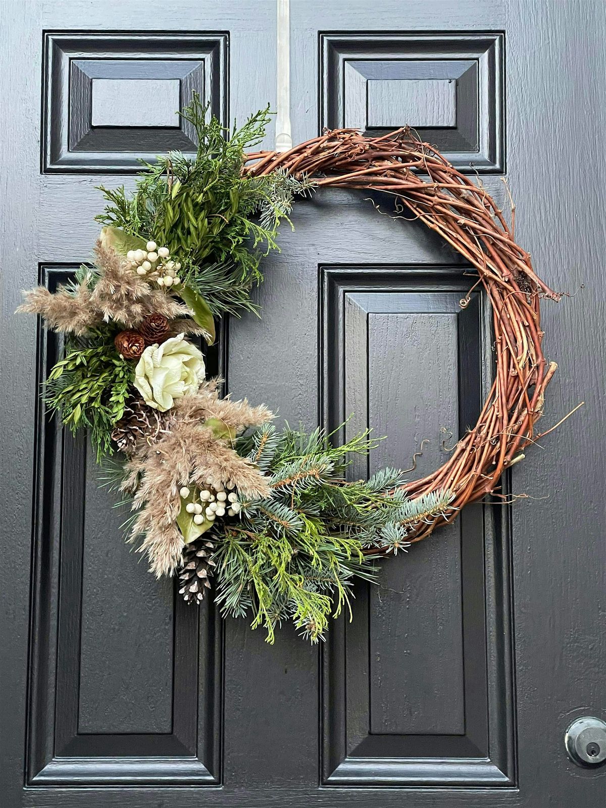 Holiday Grapevine Wreath Making Workshop (Dec 6th, 11am), 6 December | Event in Ray | AllEvents