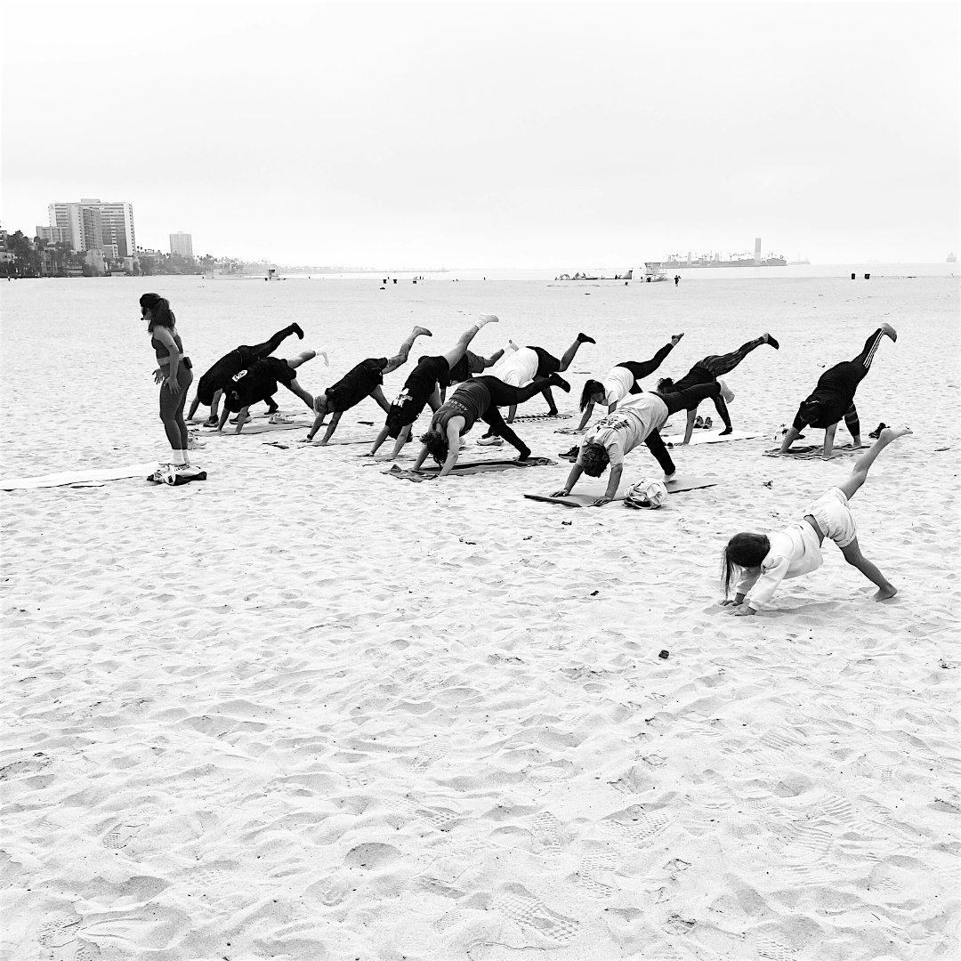 Running Community Meet up (AMOP Yoga Flow), 31 August | Event in Long Beach | AllEvents