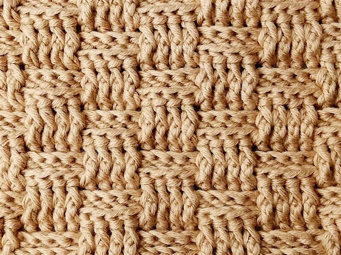 Beyond the Basics: Basket Weave Stitch, 26 August | Event in Warrensburg | AllEvents