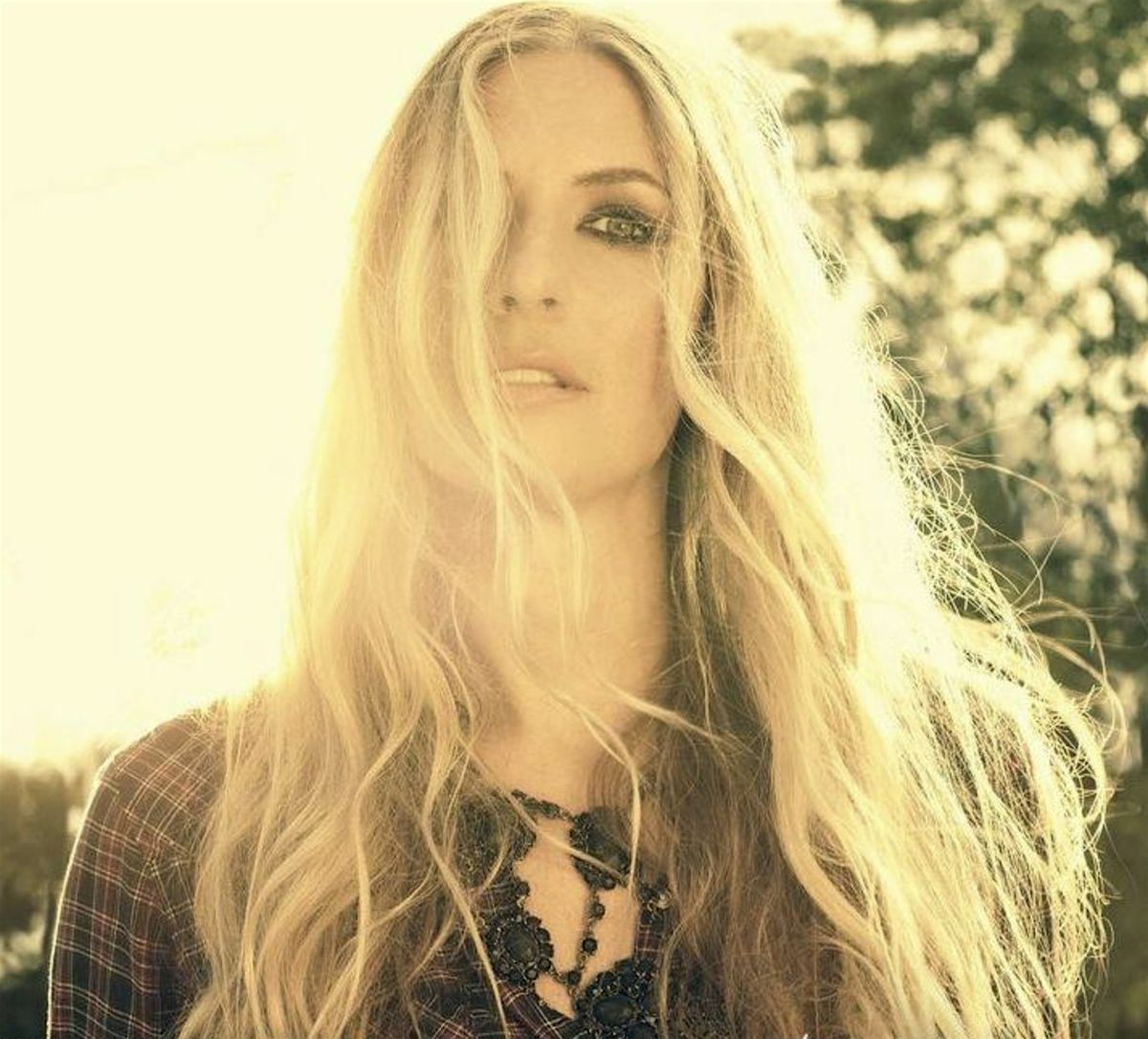 Highlander Mountain House Salon Series With Holly Williams, 28 August | Event in Highlands | AllEvents