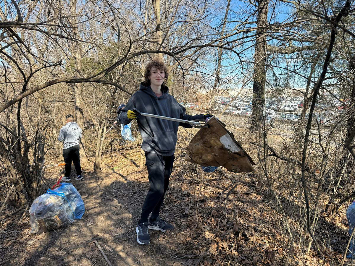 Trash and vegetation removal north of Four Mile Run, 31 May | Event in Arlington | AllEvents
