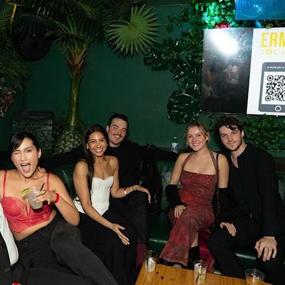 Ermantourage UK logo