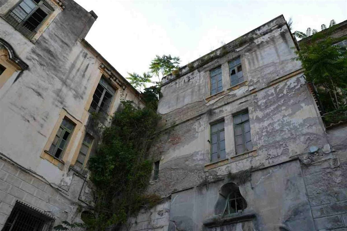 Salerno Audio Tour: Palaces, Churches, and the Echoes of Time | Event in Salerno | AllEvents
