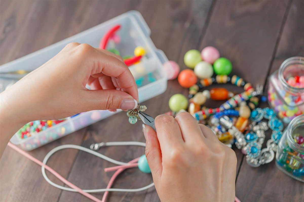 [KIDS WORKSHOP] Design & Shine: Jewelry Making, 21 August | Event in Buffalo | AllEvents