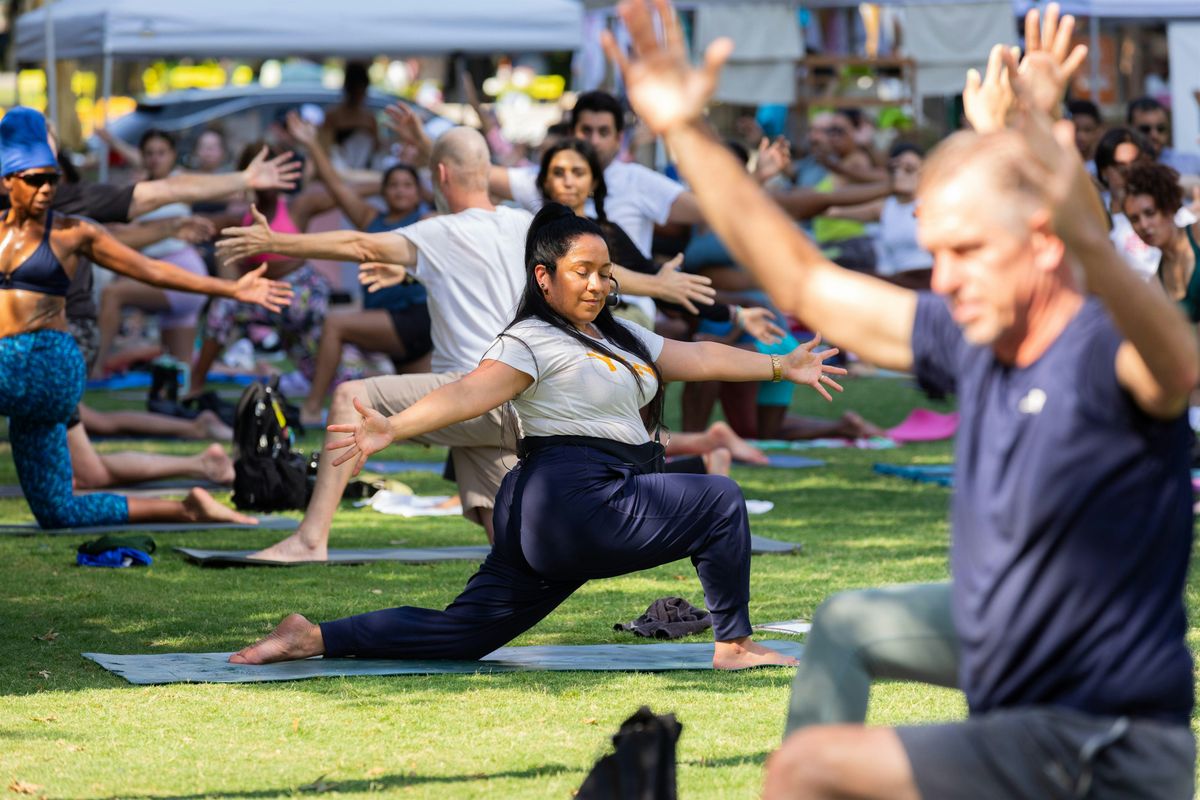 Yoga with Stefanie powered by Yena at Klyde Warren Park, 11 October | Event in Dallas | AllEvents