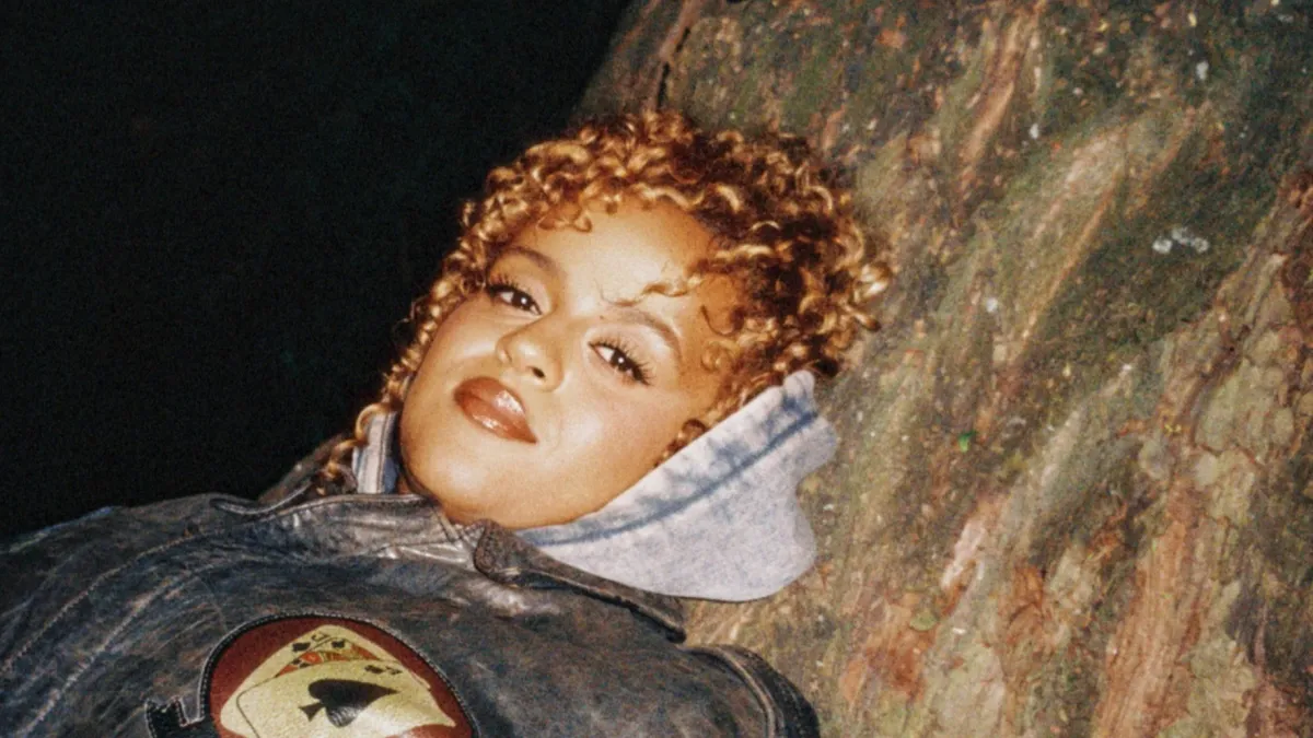 Seinabo Sey, Daniel Adams-Ray in Marstrand, 25 July | Event in Marstrand | AllEvents