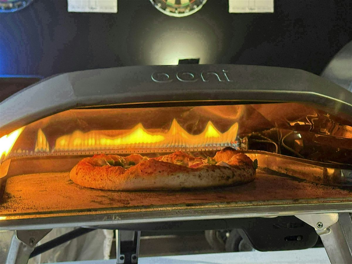 Knead for Pizza: A Hands-On Pizza Making Class with a Pint of Your Choice, 7 September | Event in Manassas