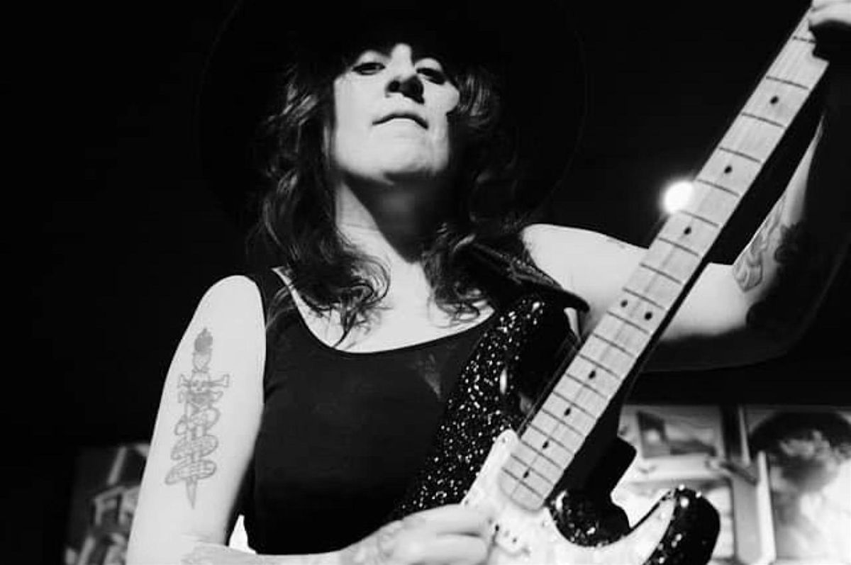 Lindsay Beaver | Lone Star Court & Water Trough | Domain Dr , TX, 29 May | Event in Austin | AllEvents