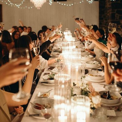 Food Friends Love: meeting new people IRL logo