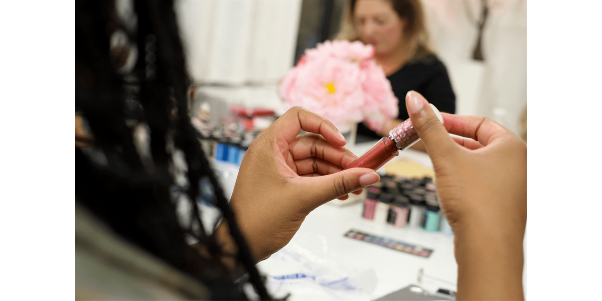 Lip Gloss Making Class - Art Class by Classpop!™, 4 January | Event in Mableton | AllEvents