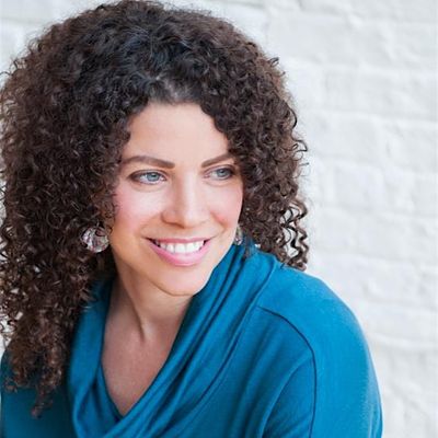 Heather Fraelick, LMT & Reiki Master Teacher logo