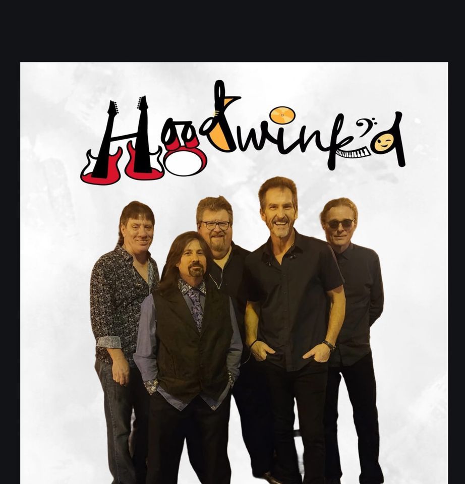 Hoodwinkd Rocks Potters Place, Potter's Place Downtown Naperville