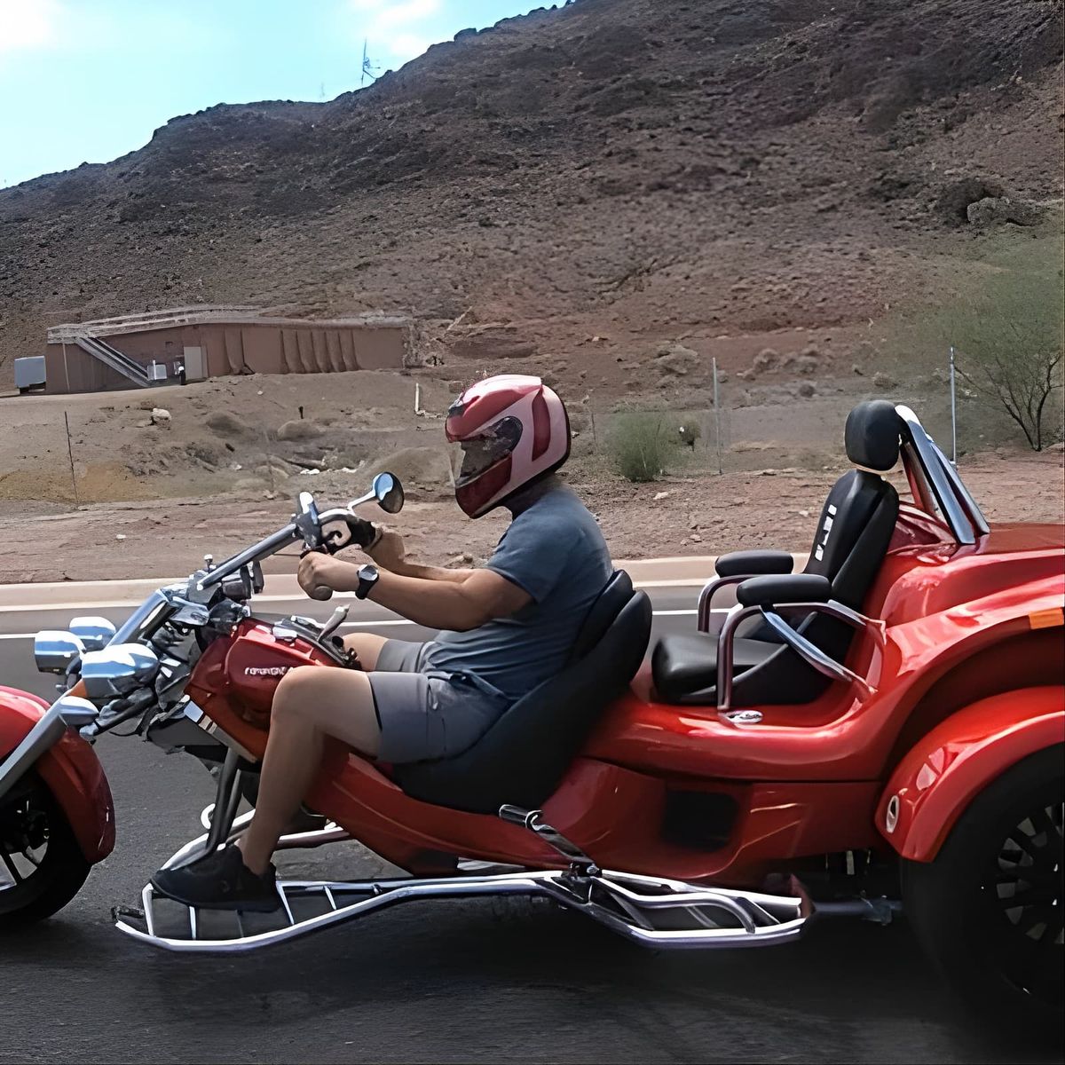 Vegas Strip and Red Rock Canyon Guided Trike or Slingshot Tour , 2325