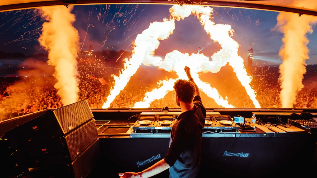Oliver Heldens in Köln — Bootshaus Cologne