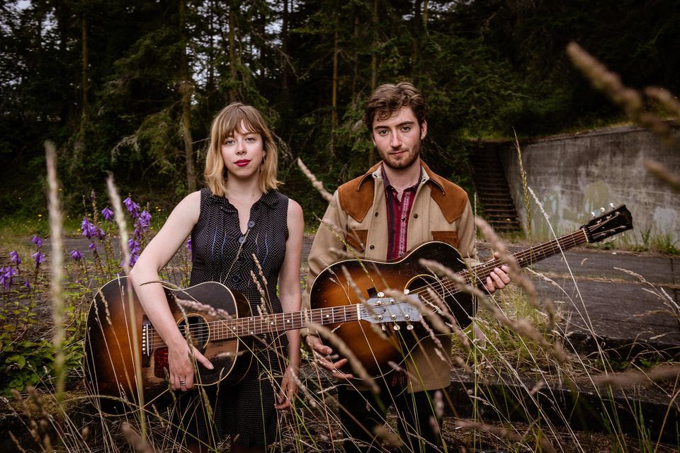 Vivian Leva & Riley Calcagno the Cork & Keg, Weinhaus, Asheville, May