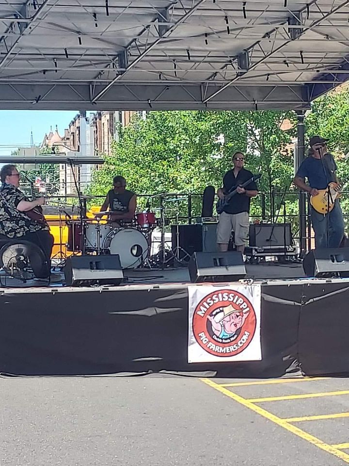 Mississippi Pig Farmers at the Ravens Nest in Quakertown, The Raven's