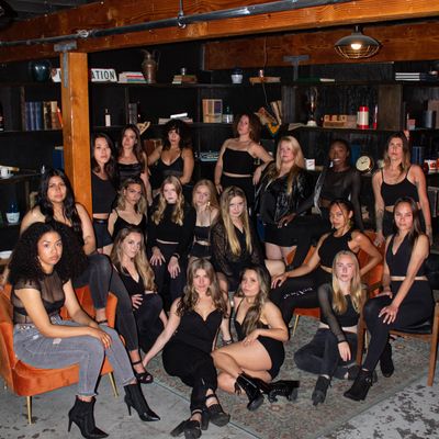 ReVive Dance Co. logo