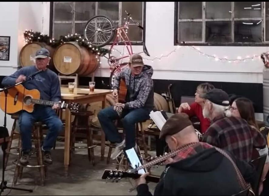 The Monday All Acoustic Jam Deluxe Brewing Albany 18 March 2024 the-monday-all-acoustic-jam-deluxe-brewing-albany-18-march-2024