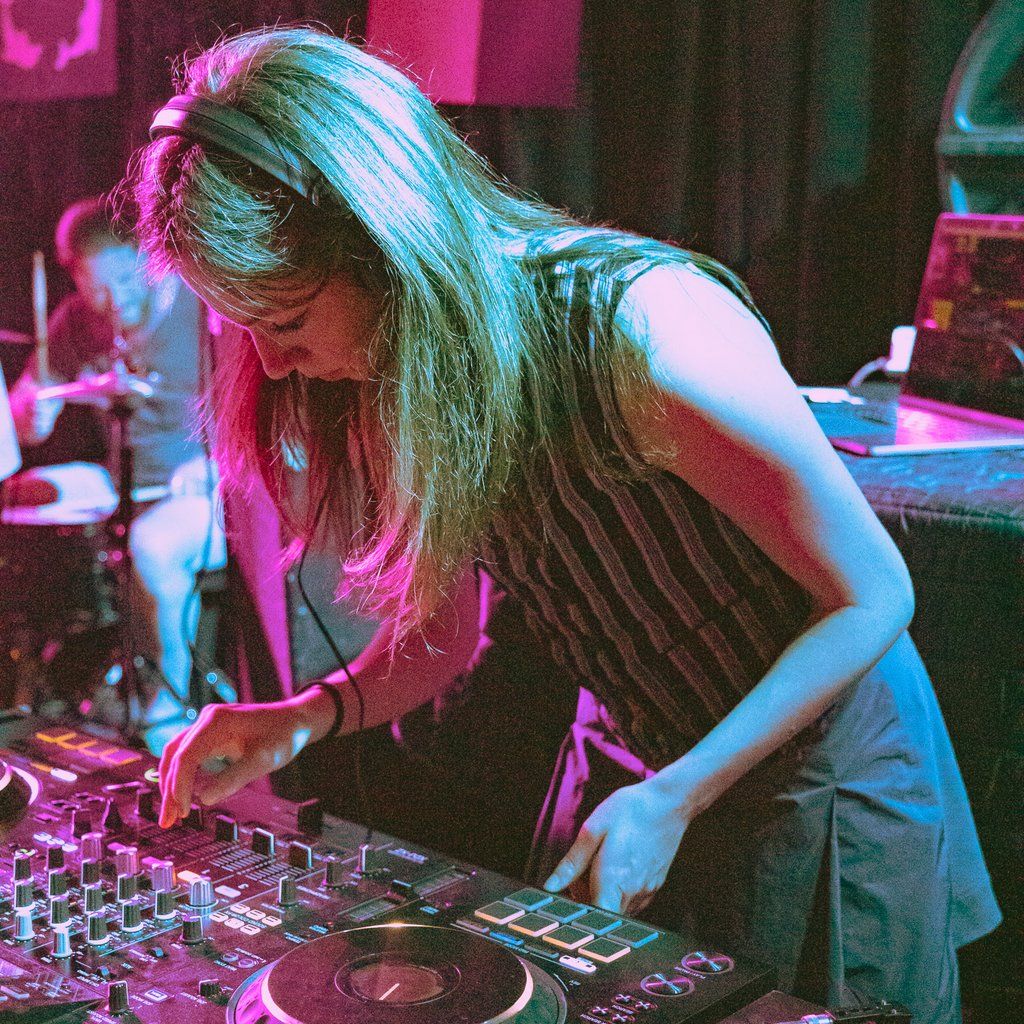 Fine Times: Wrong Party!/Aberdreamin/Floating Heads/Nina Stanger, 27 December | Event in Aberdeen | AllEvents