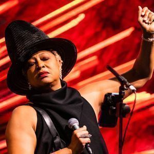 Lisa Fischer with Grand Baton