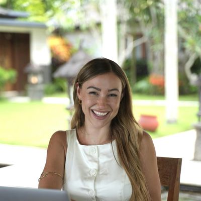 Caroline Niermann logo