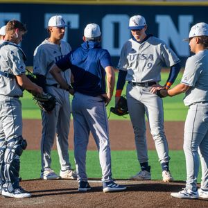 Parking UTSA Roadrunners at Texas State Bobcats Baseball