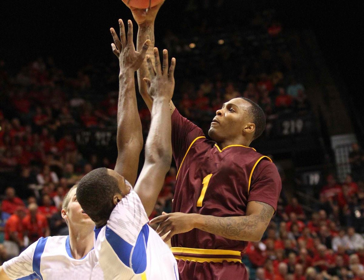Southern Illinois Salukis At Arizona State Sun Devils Mens Basketball 47055160 A663 11f1 8990 Rimg W1200 H924 Dc080808 Gmir 