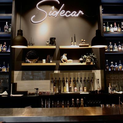 Harry’s Sidecar logo