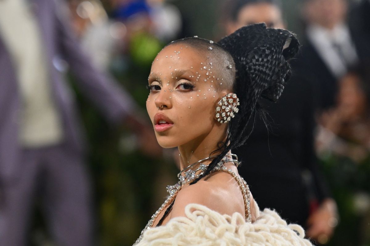 Parking FKA Twigs, 3 April | Event in Seattle | AllEvents