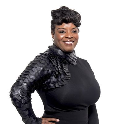 Shannon McGlathery logo