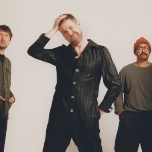 Kaiser Chiefs in Swansea