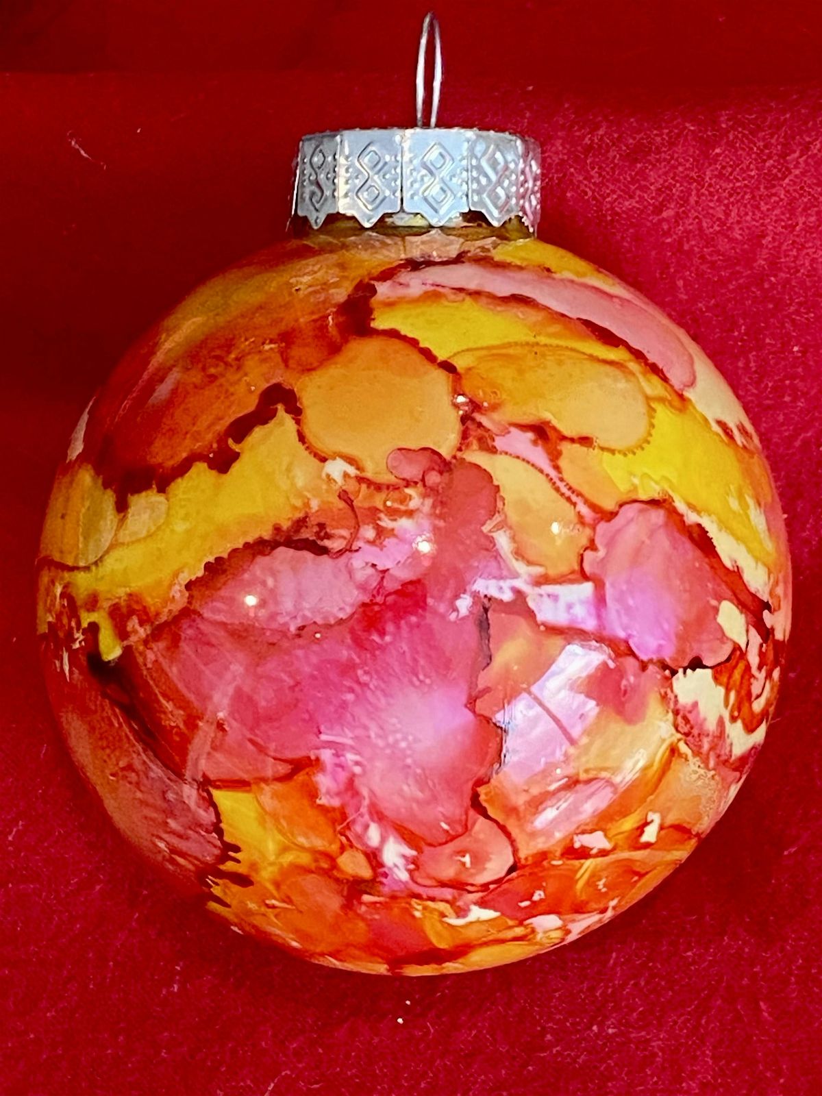 Create Stunning Alcohol Ink Ornaments This Holiday Season, 12 December | Event in Grafton | AllEvents