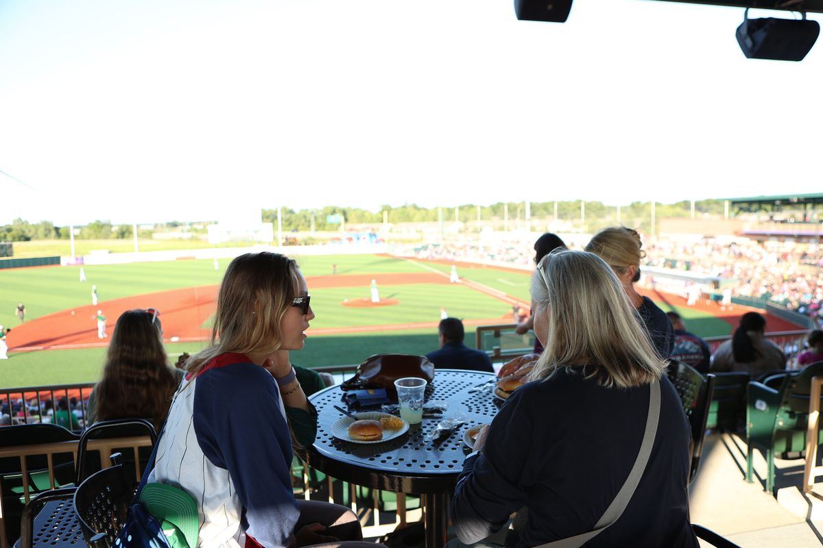 Lake Erie Crushers vs. Gateway Grizzlies, 16 July | Event in Avon | AllEvents